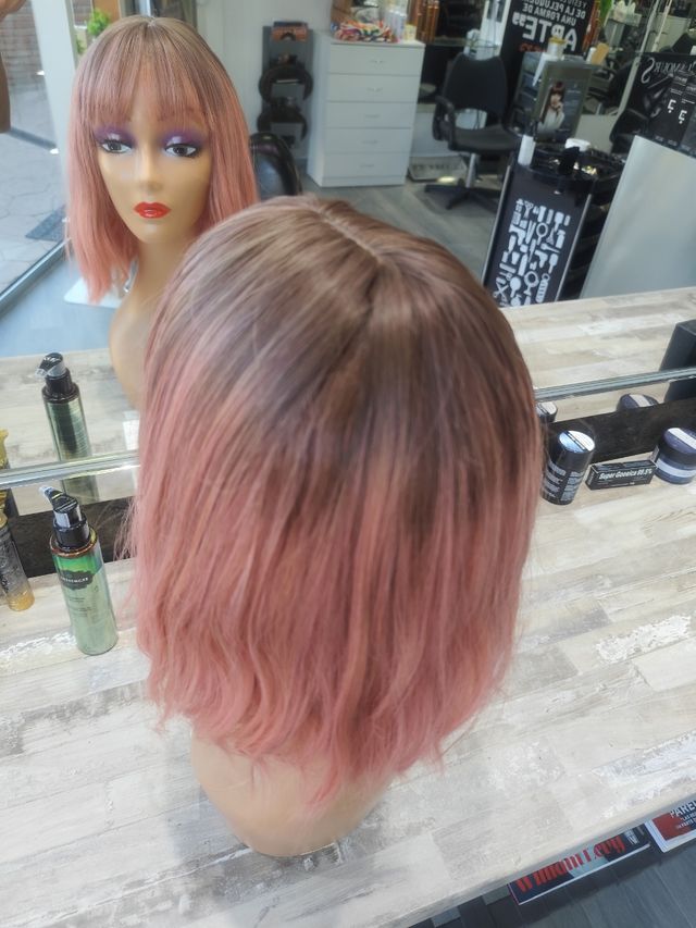 Peluca rosa - Bob con flequillo