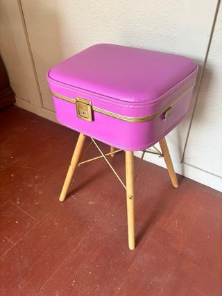 Mesa vintage maletín años 60 creada