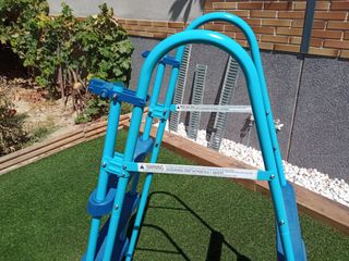 Escalera Bestway para piscina desmontable
