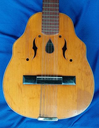 Laúd español antiguo