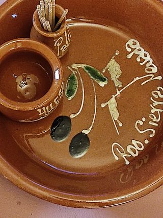 Plato aceitunas vintage barro