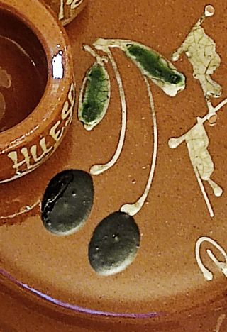 Plato aceitunas vintage barro