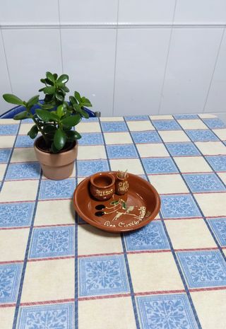 Plato aceitunas vintage barro