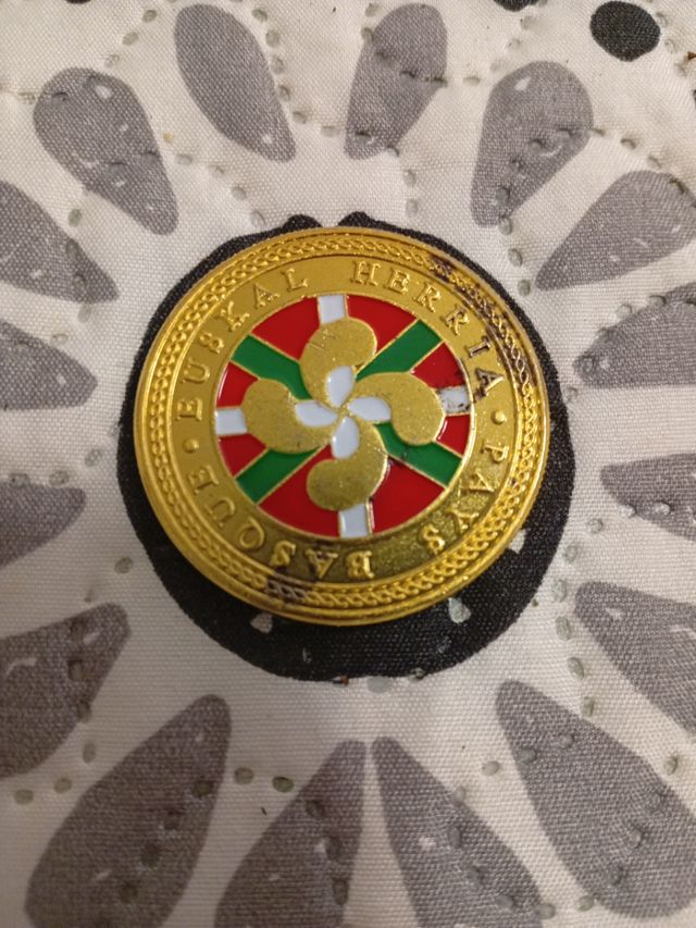 Moneda Euskal Herria