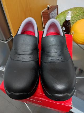 Zapatos seguridad D'WALK by Dian negros