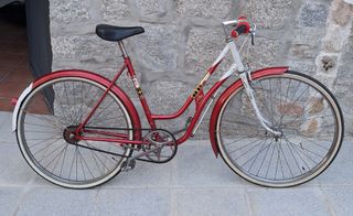 Bicicleta clásica BH antigua