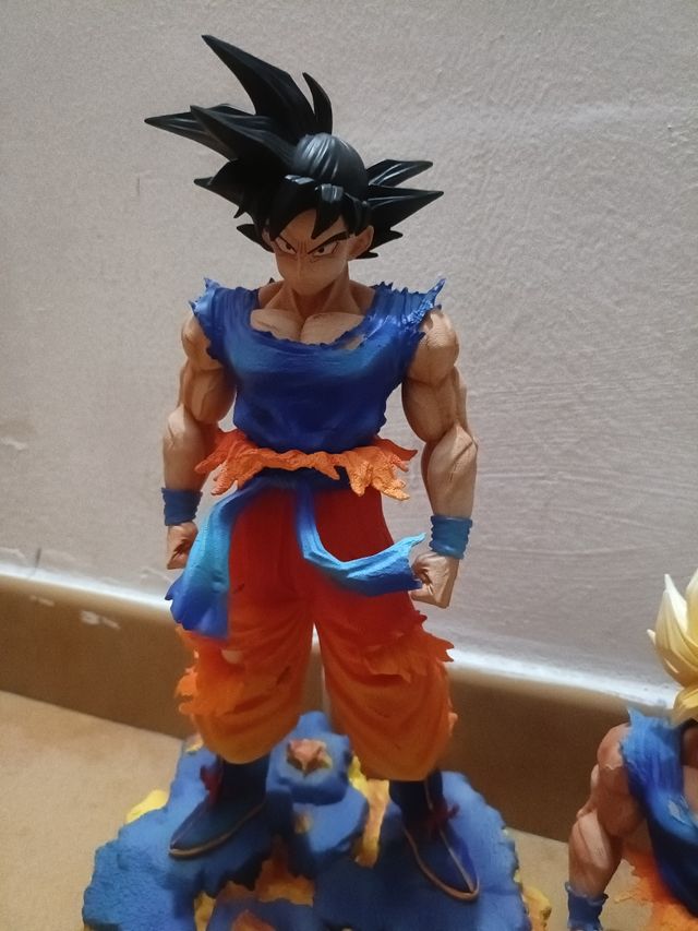 Goku SSJ Namek Figuras