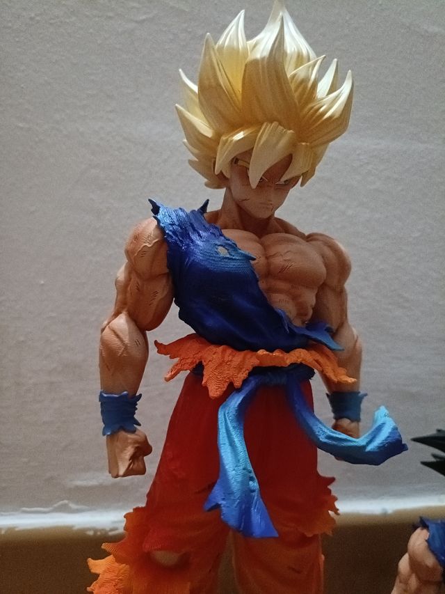 Goku SSJ Namek Figuras