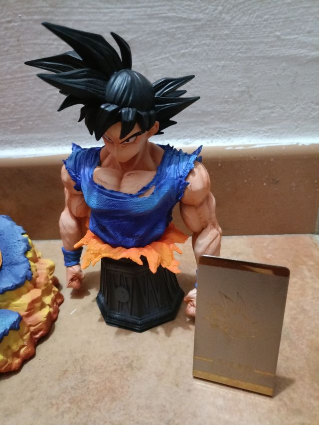 Goku SSJ Namek Figuras
