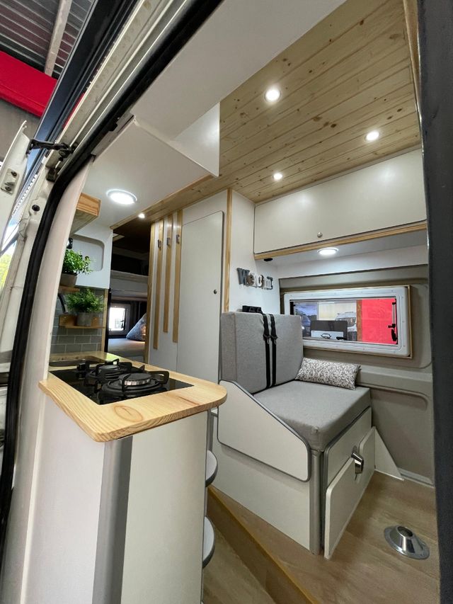 Camperización furgoneta L2