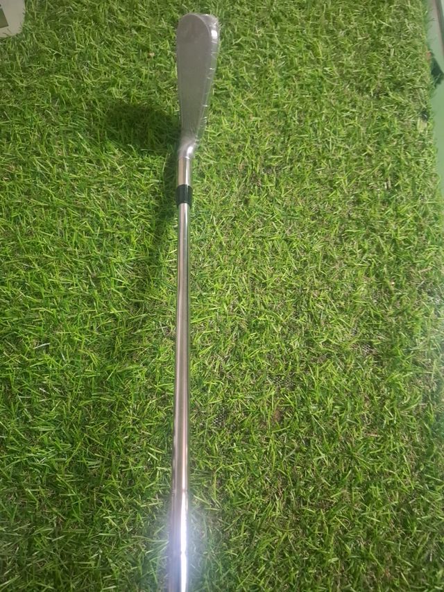 Hierro 7 Golf Cleveland Launcher XL