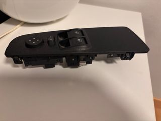 Botonera elevalunas Fiat Grande Punto