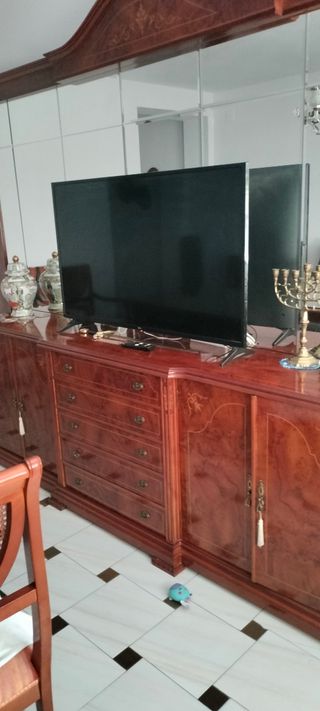 Muebles madera buena de nogal. Como nuevos