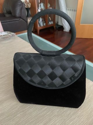 Bolsos Bimba y Lola, Adolfo Domínguez, Tous