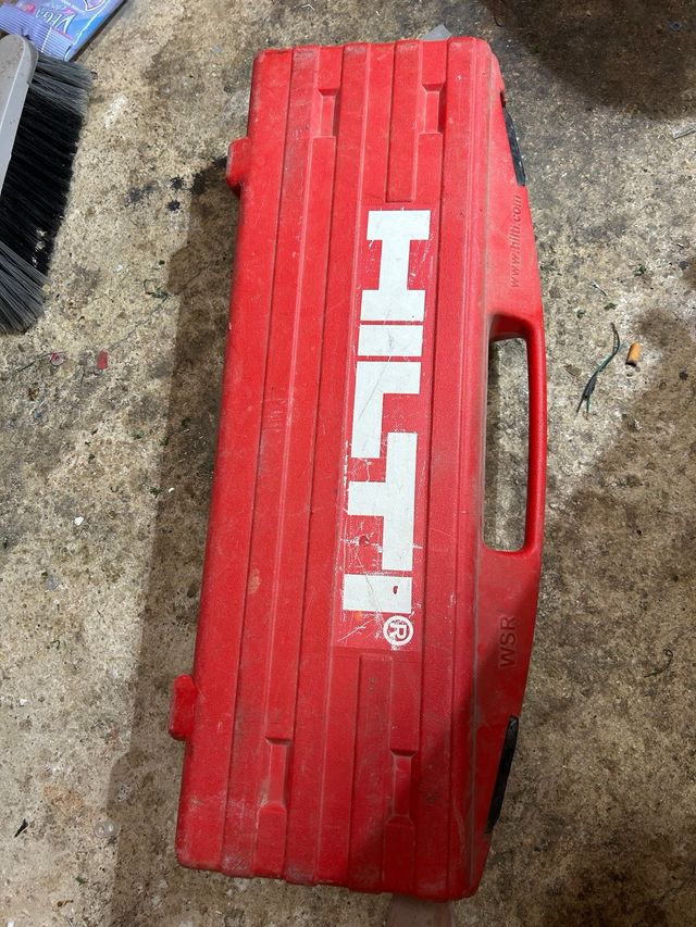 Sierra sable Hilti WSR 200-PE