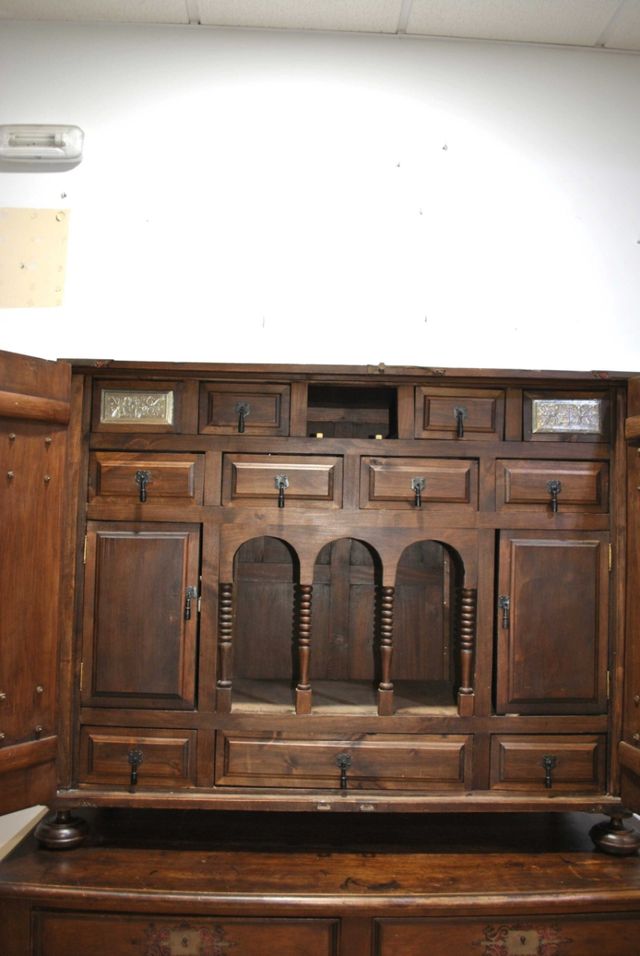 Antiguo bargueño castellano