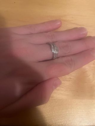 Anillo oro blanco diamantes