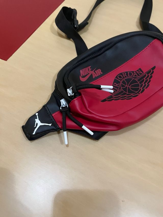 Riñonera Nike Air Jordan