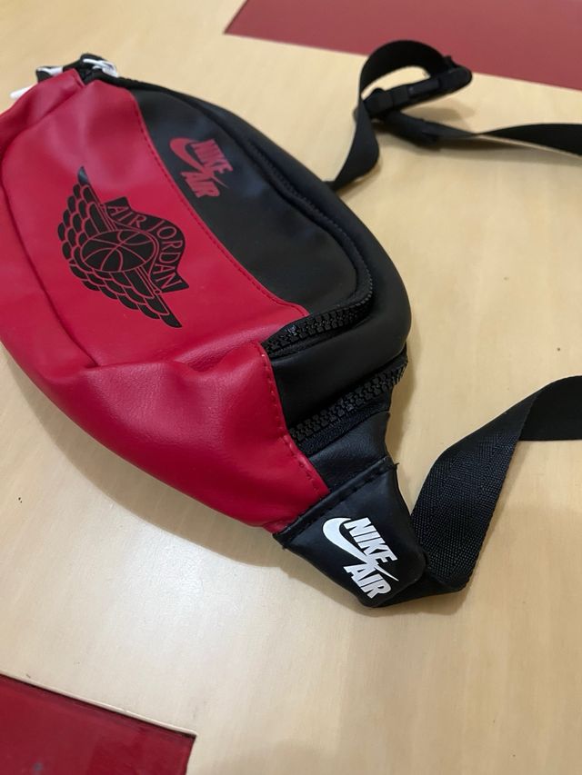 Riñonera Nike Air Jordan