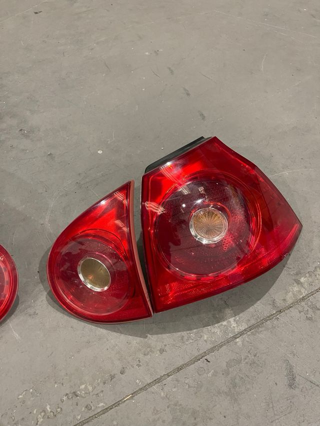 Pilotos traseros Golf V GTI