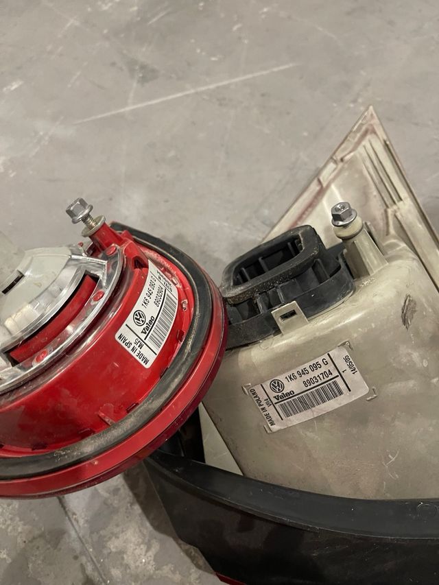 Pilotos traseros Golf V GTI