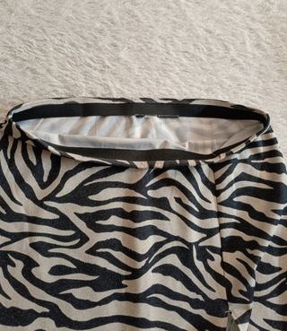 Falda HyM talla XL