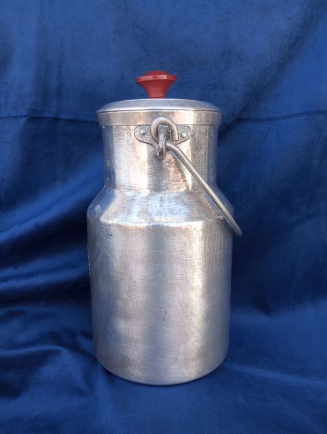 Lechera aluminio antigua