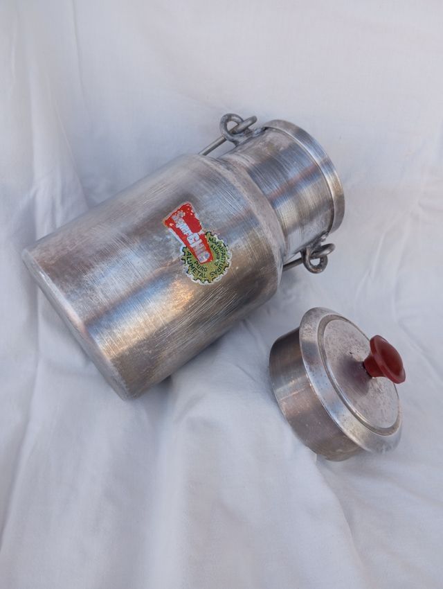 Lechera aluminio antigua