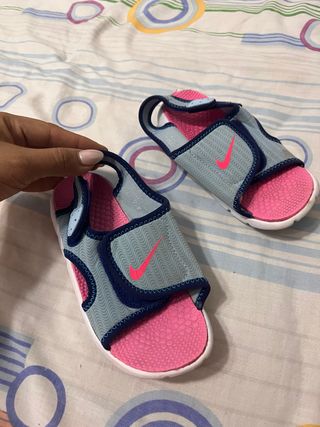 Sandalias Nike niña talla 26 
