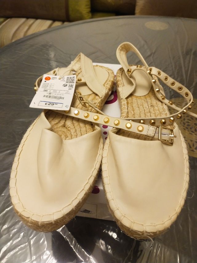 Alpargatas Stradivarius beige, talla 36