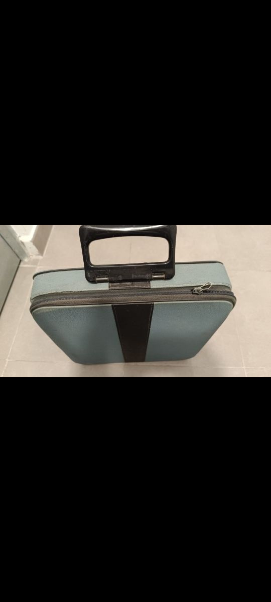 Olivetti Lettera 32: Máquina de escribir antigua