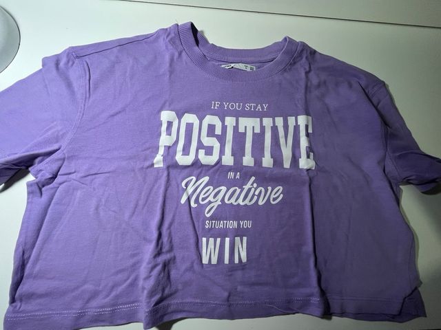 2 Camisetas cortas: Lila y Gris