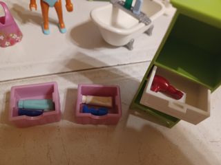 Baño Playmobil: Muñeca y Accesorios