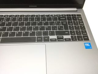 pc portatil samsung 750xgk