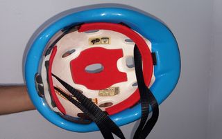 Casco bici niño, diseño pirata