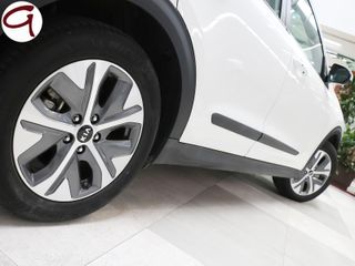 Kia e-Niro Concept 100 kW (136 CV)