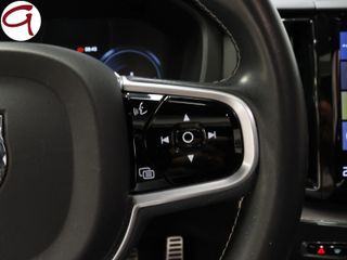 Volvo XC60 T6 Recharge R-Design AWD Auto 250 kW (340 CV)