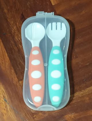 Cubertería para bebé con estuche