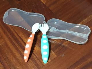 Cubertería para bebé con estuche