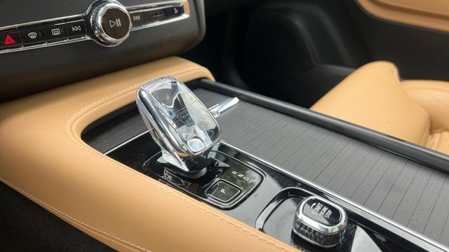 VOLVO XC90 todoterreno 2.0 B5 D MHEV ULTIMATE BRIGHT AWD AUTO 5P 7 Plazas