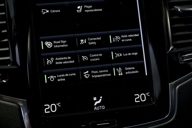 Volvo XC90   2.0 B5 D AWD Momentum Pro Auto 