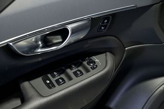 Volvo XC90   2.0 B5 D AWD Momentum Pro Auto 