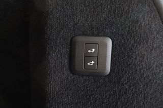 Land Rover Range Rover Sport 5.0 V8 Supercharged SVR 575cv