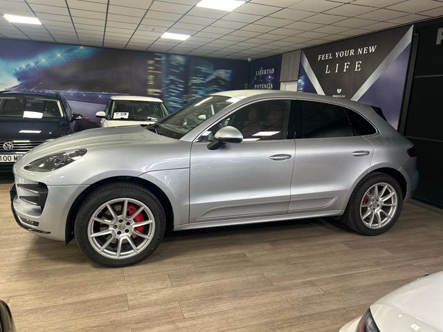 PORSCHE Macan Turbo