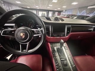 PORSCHE Macan Turbo