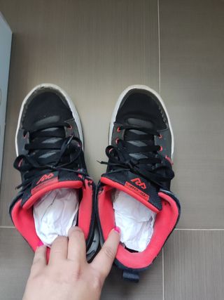 Scarpe Jordan nere e rosse Uomo