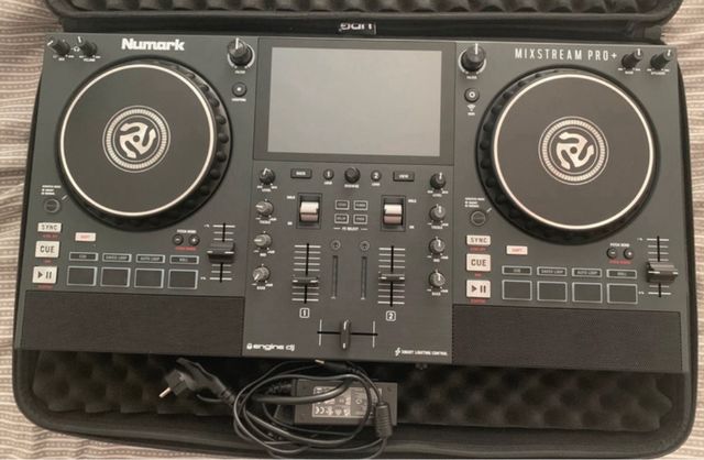 Numark Mixstream Pro+ c/ Estojo
