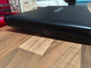 Portátil Toshiba negro 10€