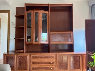 Mueble salón madera - vitrina
