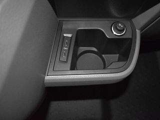 Volkswagen Caravelle 2.0 TDI 150CV Origin DSG 9 Plazas